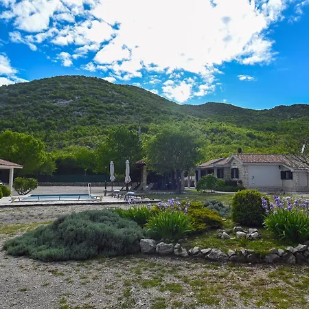 Βίλα Silentio Luxury With Pool, Jacuzzi & Sauna Podgora (Split-Dalmatia)