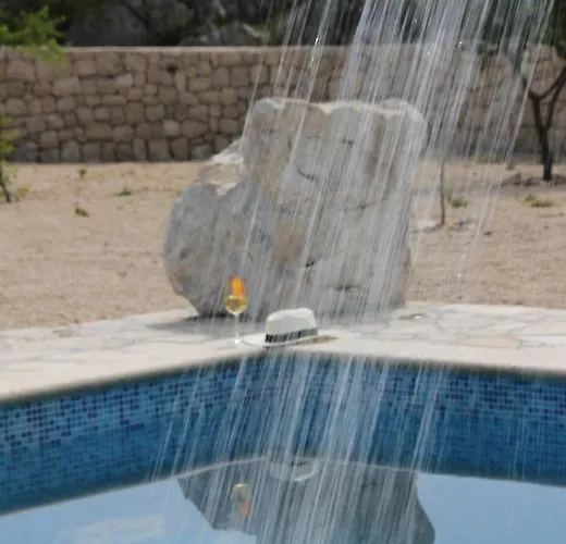 Silentio Luxury With Pool, Jacuzzi & Sauna