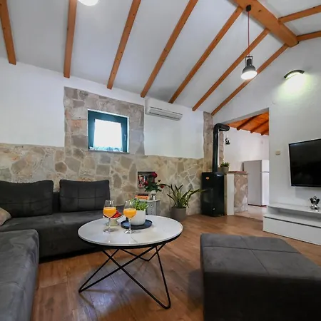 Villa Silentio, Complete Privacy Near Makarska Podgora