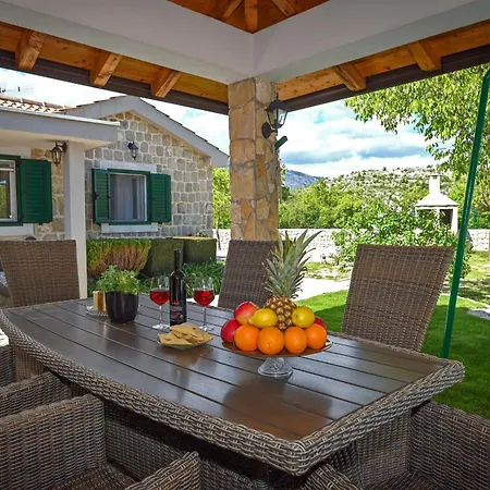 Silentio, Complete Privacy Near Makarska Podgora
