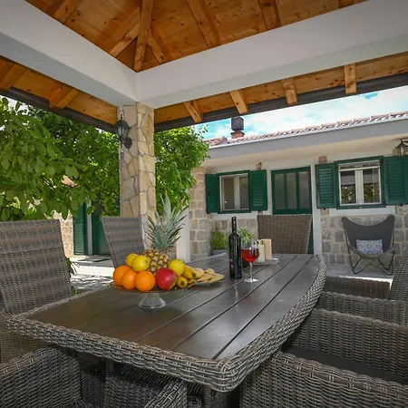 Silentio, Complete Privacy Near Makarska *